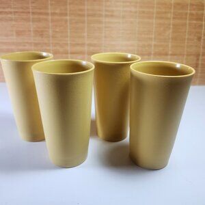 Tupperware Tall Tumblers Set of 4 Drink Glass 14 oz Juice Cups Vintage Canada